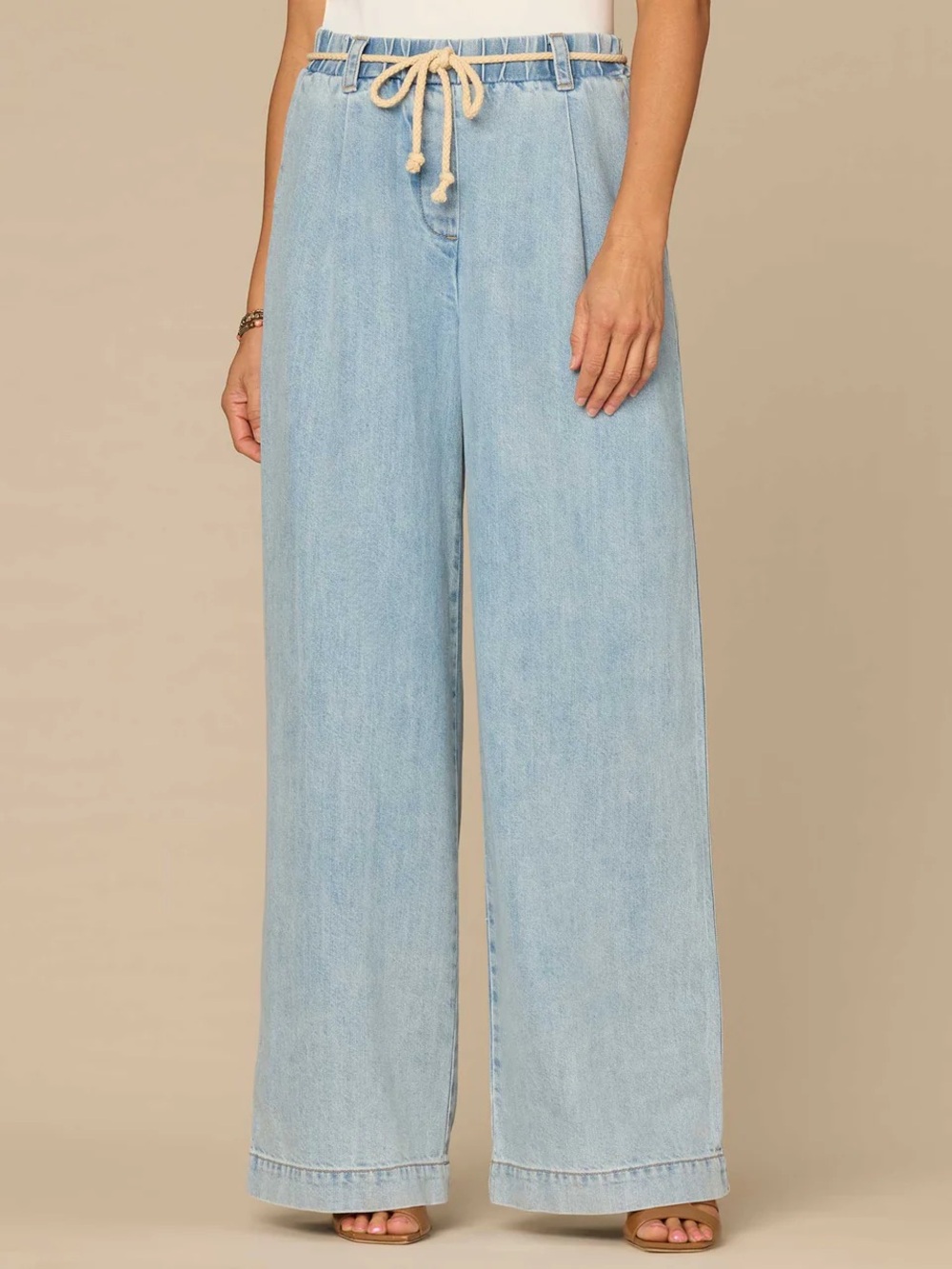NWT Democracy “Ab” Leisure Skyrise Wide Leg Jeans with Rope Belt